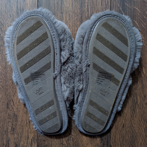 LOFT Faux Fur Cross Slide Slippers - Picture 3 of 8